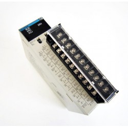 CS1W-MAD44 - OMRON ANALOG MODUL